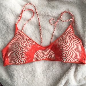 Ripcurl/Billabong bikini top